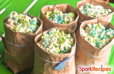 Team Spirit Popcorn (Rainbow Jello Popcorn)