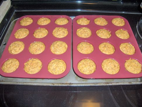 Mini Vegan Carrot Cupcakes