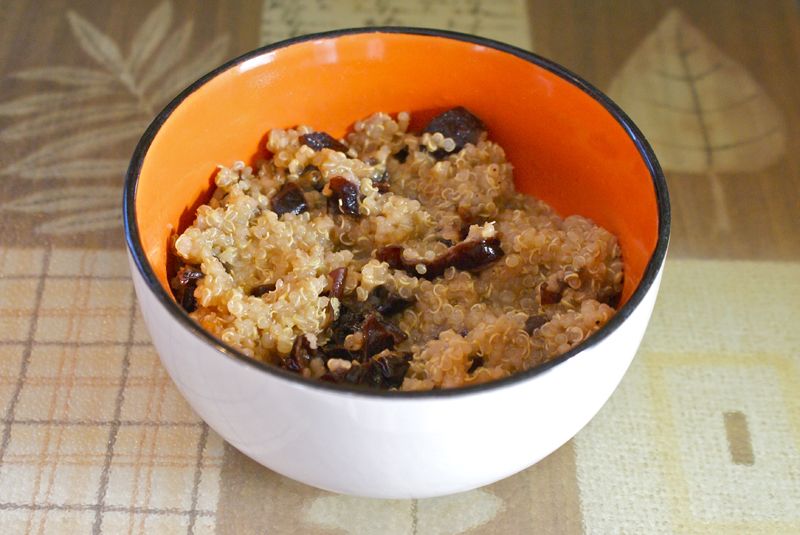 Breakfast Quinoa and Prunes