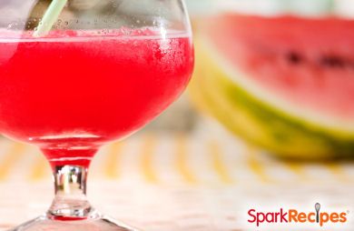 4-Ingredient Fruity Sipper