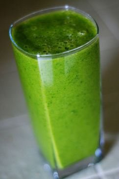 Kale Smoothie With Fruit, PB and Milk