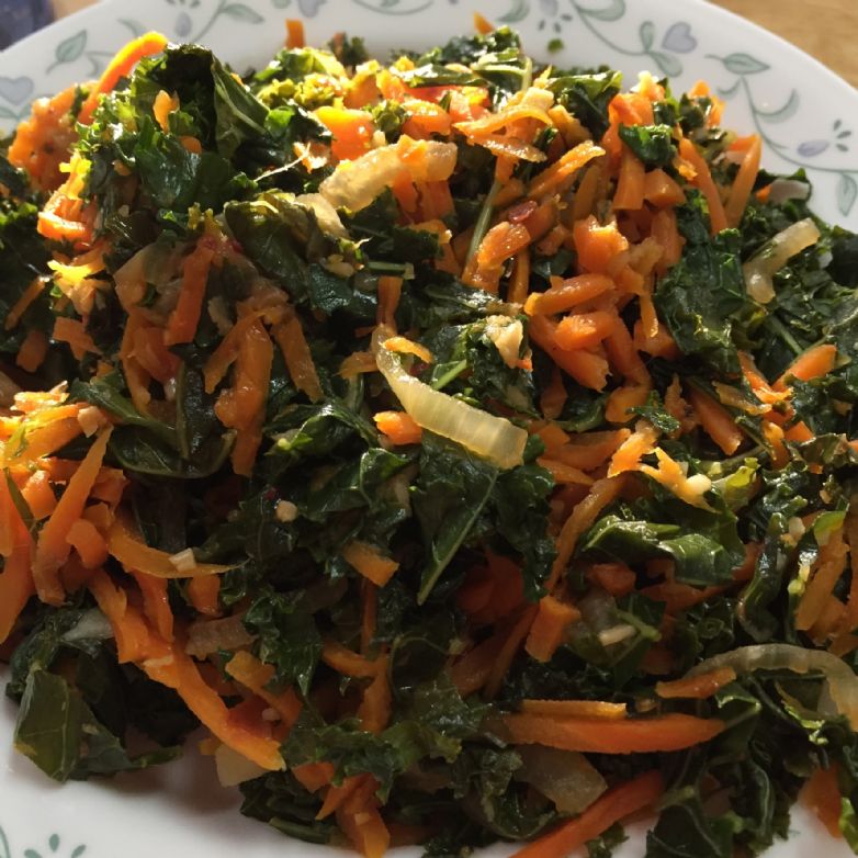 Kale Carrot Onion spicy saute