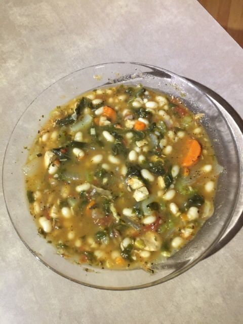 Navy bean soup with chicken and vegetables