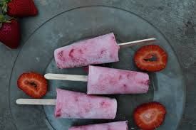 Strawberry Frozen Yogurt Pops