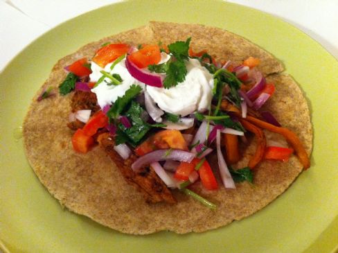 Low Fat and Protein Rich Chicken Fajita With Homemade Pico de Gallo