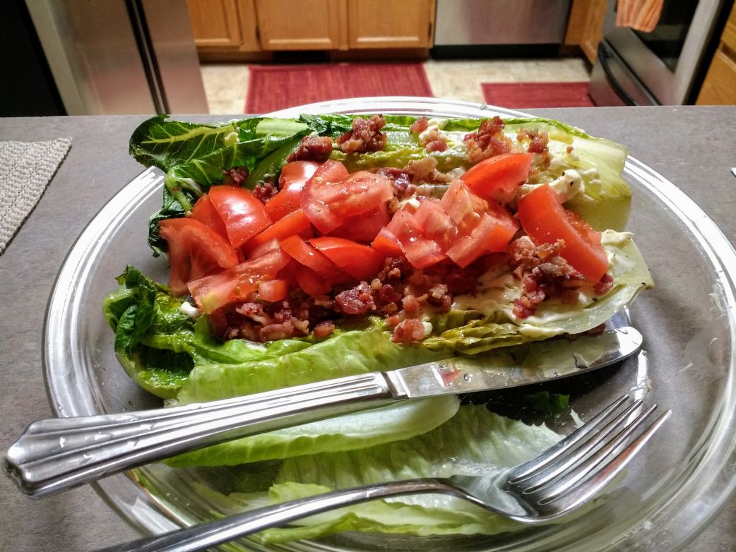Romaine Hearts with Bacon Crumbles and Tomato