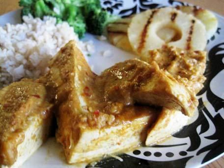 Tofu with Spicy Pinapple and Peanut Butter Sauce