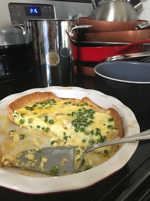 Quiche with peas