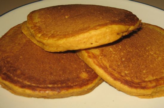 Whole Wheat Pumpkin Spice Pancakes