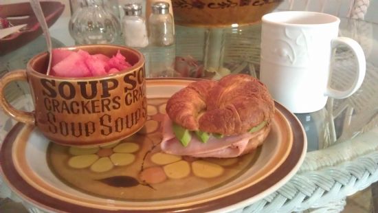 croissant with ham and provolone