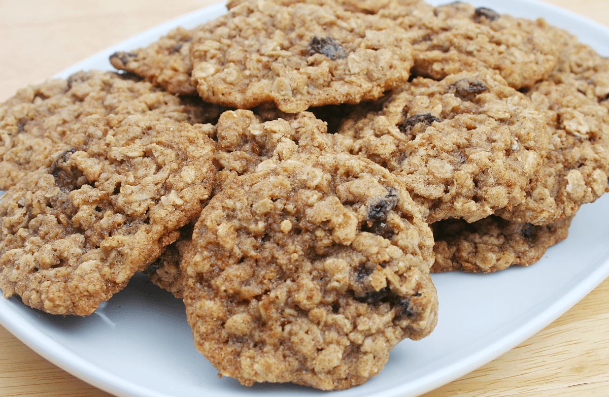 Daniel Fast Peanut Butter Oatmeal Raisin Cookies