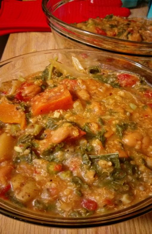 Kale, Quinoa and Vegetable Soup