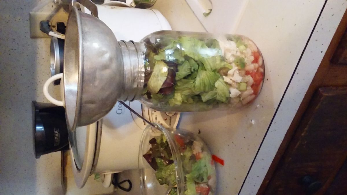 White Bean and Tomato Salad in a Jar