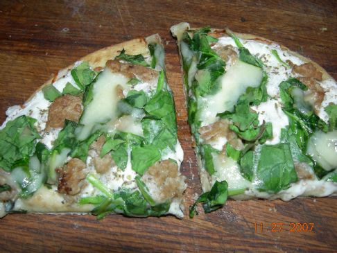 Sausage/Spinach pizza