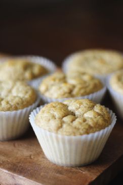 CLEAN Banana Protein Muffins