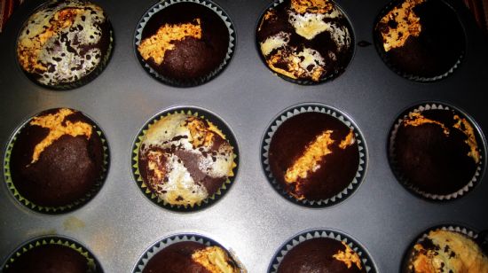 Marshmallow Chocolate Cupcakes