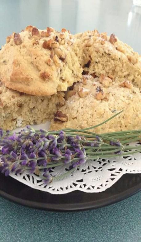 Tess' Traditional Lavender Scones