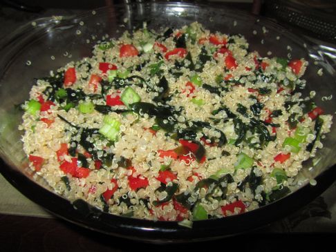 Quinoa with Seaweed and Red/Yellow Sweet Peppers