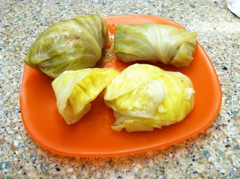 Guampke's (Cabbage Rolls)