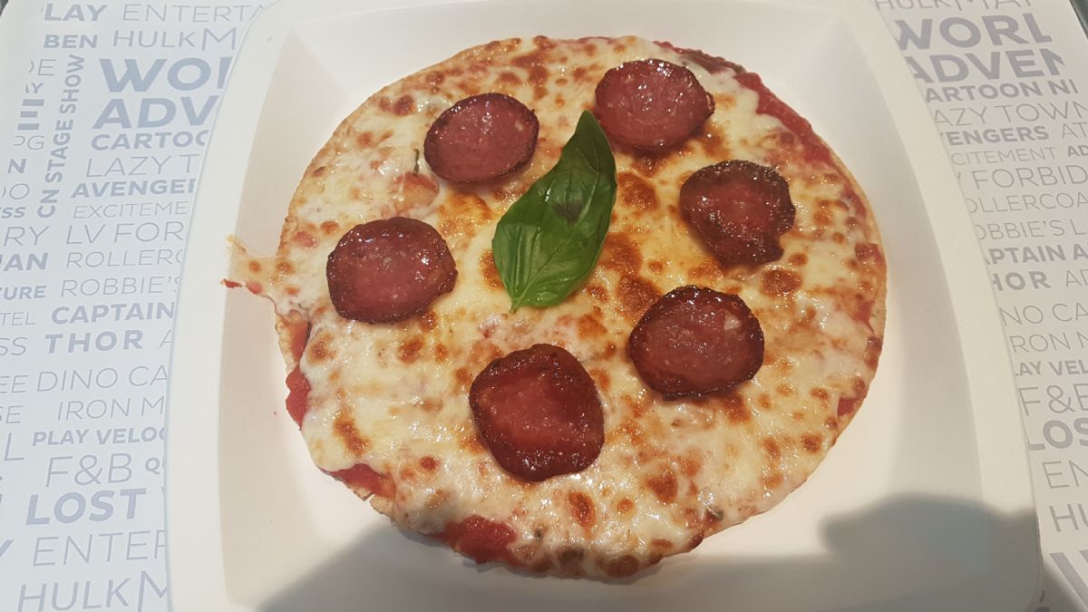 Wholemeal Pizza w/ Beef Salami