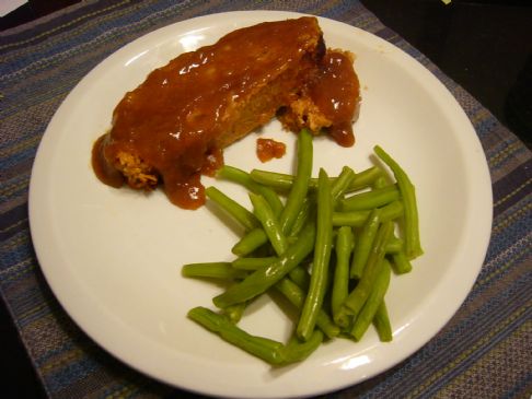 Turkey Meatloaf with Brown Gravy