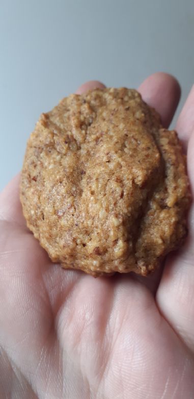 Fluffy flourless Peanutbutter Cookies