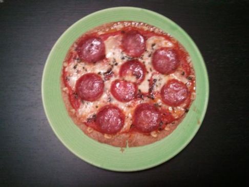 personal pepperoni pizza (whole pizza)