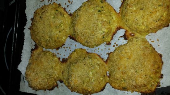 Parmesan and Garlic Zuchini patties