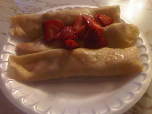 Easy Crepes with Strawberries and Syrup