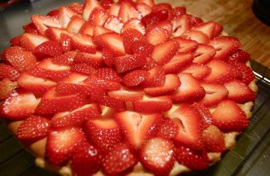 Rich and Creamy Strawberry Cheesecake