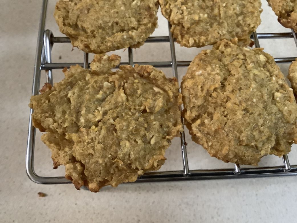 Nectarine oatmeal cookies